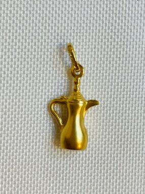 Vintage 18K Yellow Gold Coffee Pot , Water Jug, Pitcher Pendant Charm